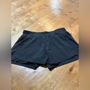 Avis xl 16-18 ladies black shorts